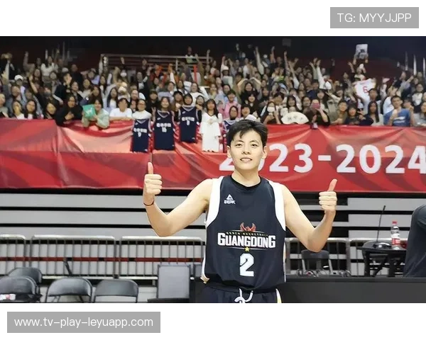 杨舒予发挥关键，带领团队攻坚克难，演绎体育传奇