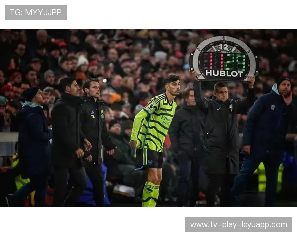 曼城备战联赛杯决赛,对阵阿森纳的对决备受关注